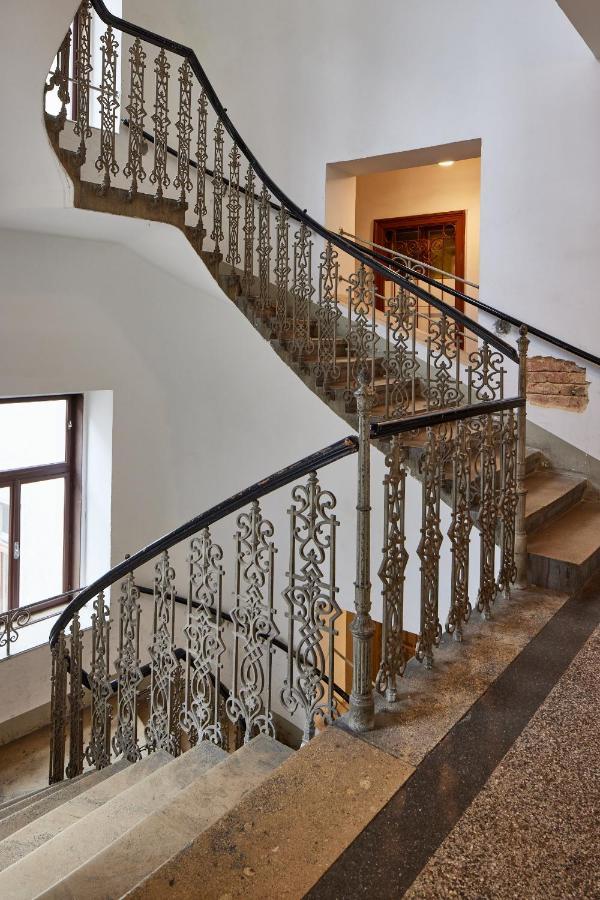 Beautiful Restored - Close To Metro - II Vienne Extérieur photo